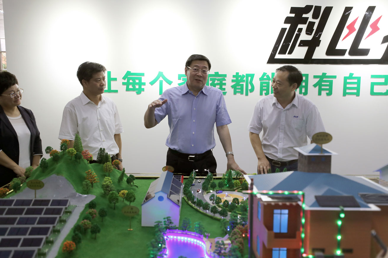 杜书记调研安博官方网页版_安博（中国）.jpg
